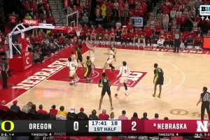 单挑迎射三分球！林葳今日NCAA得全队最高14分2助集锦